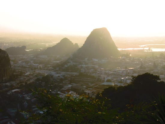 The less visited Marble Mountains - Wood, Metal, Fire and Earth.