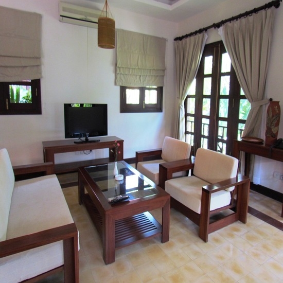 Should really be the bedroom.. Top floor kitchen / lounge.