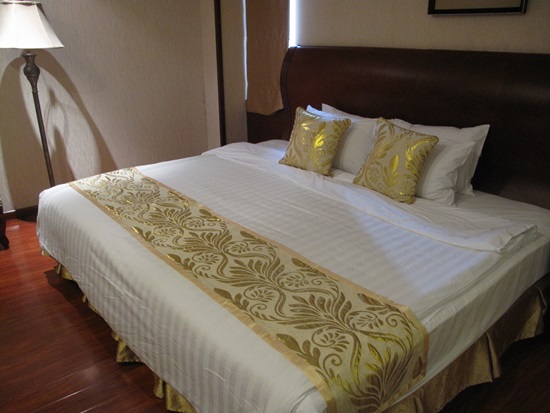 On my, that's a big bed.