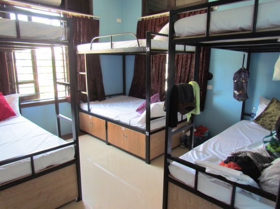 With more space between heads and tails the six bed dorm is our prefered choice.