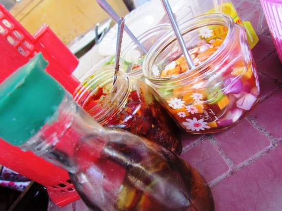 Breaking down the science of the condiment tray.